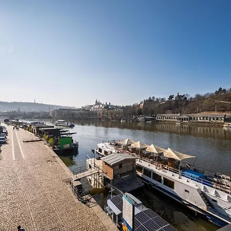 Apartment Golden Riverside Prague